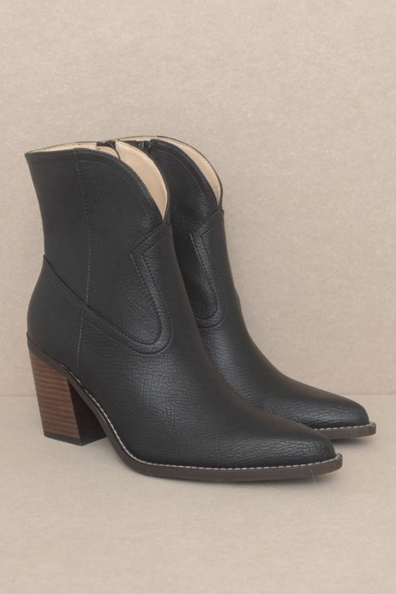 Hilton Two Panel Western Booties