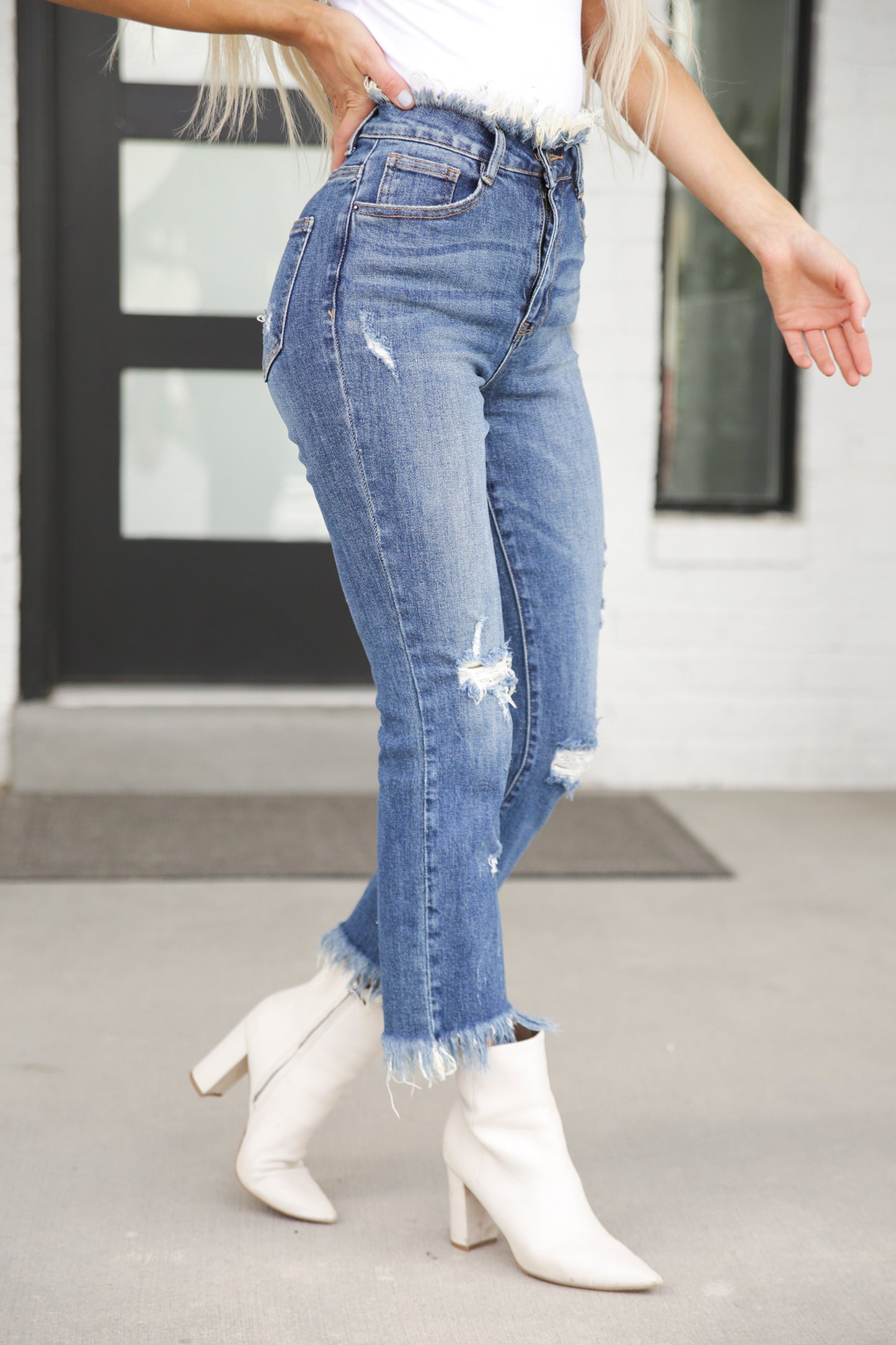 Frayed Top to Bottom Straight Leg Jeans